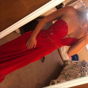 Red prom dress